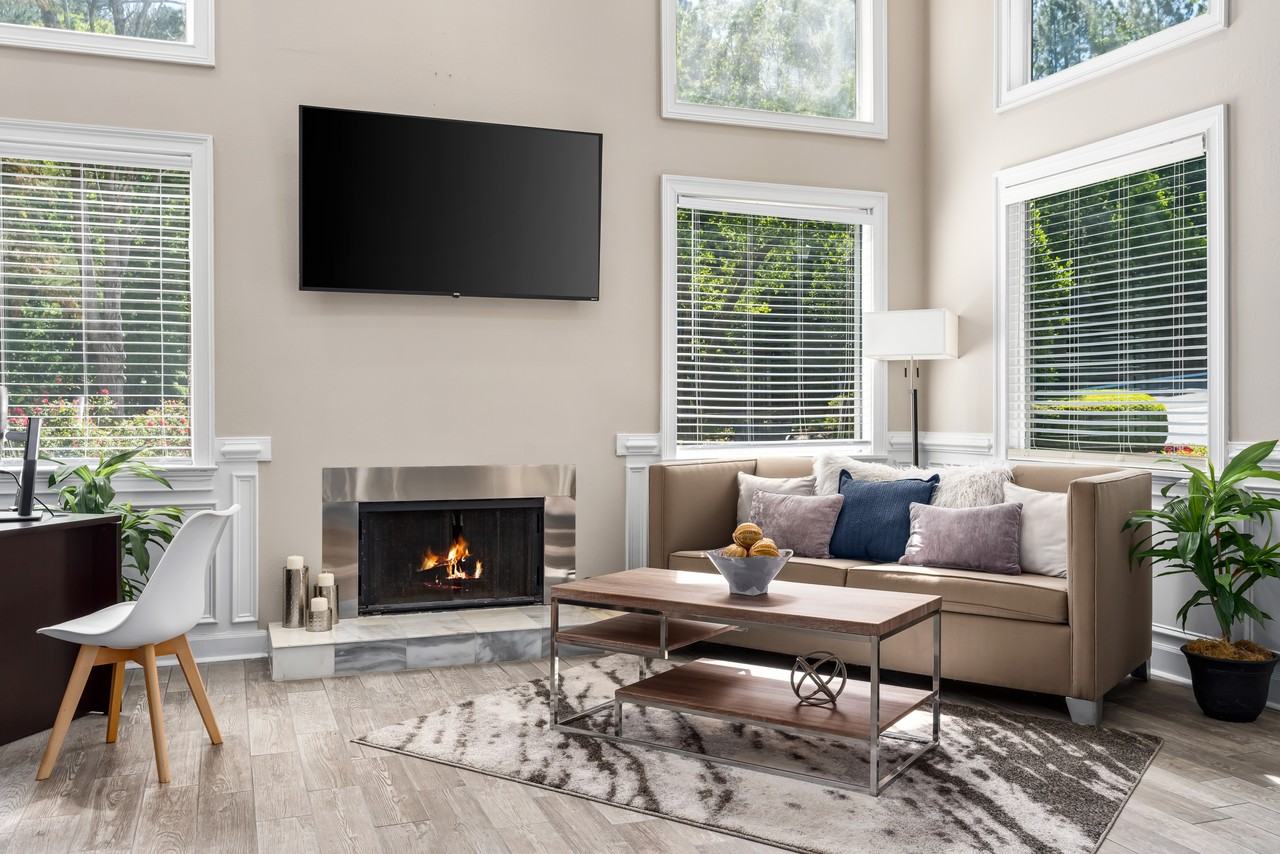 Renaissance at Galleria - Photo 5 of 17