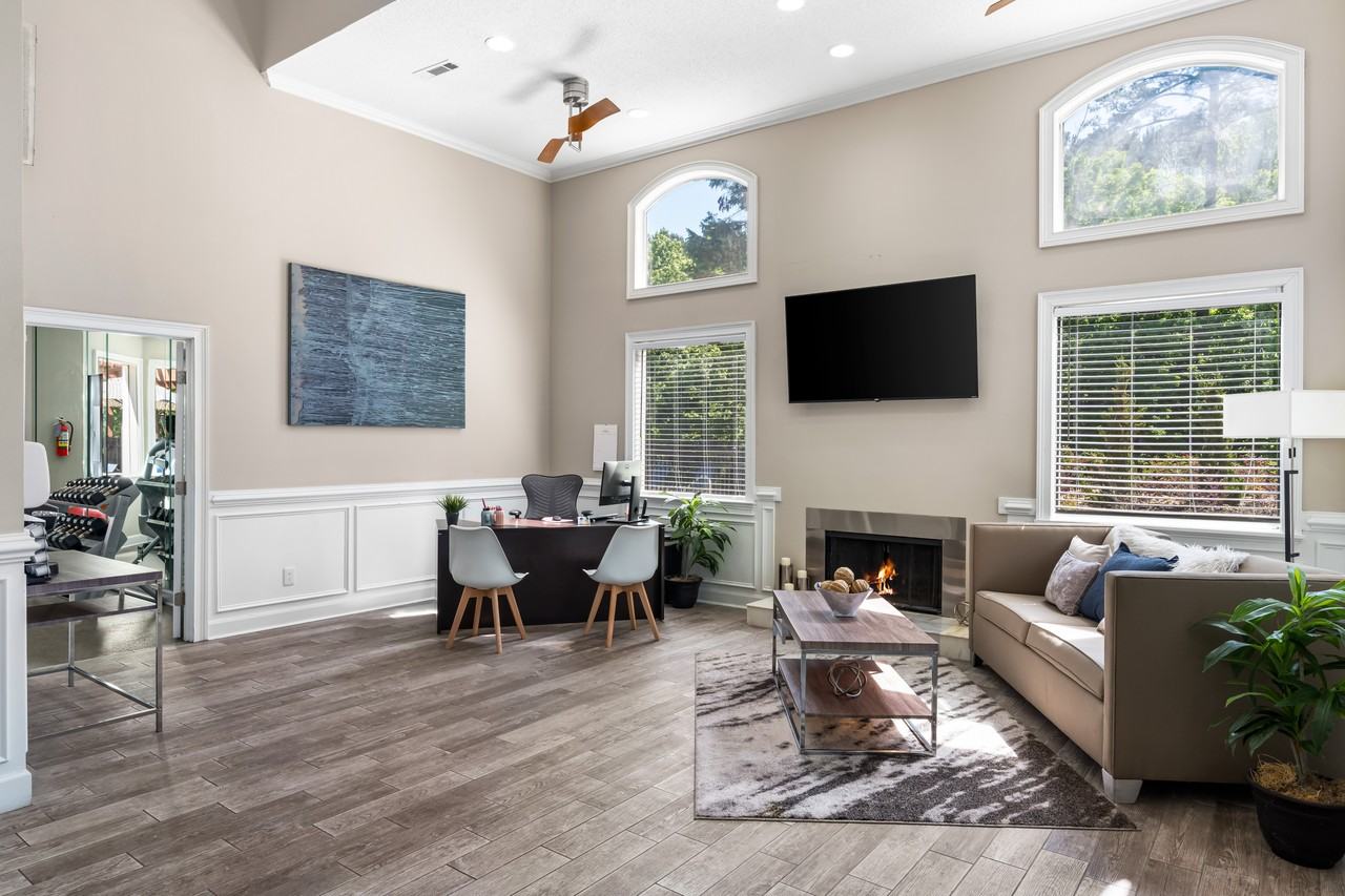 Renaissance at Galleria - Photo 6 of 17