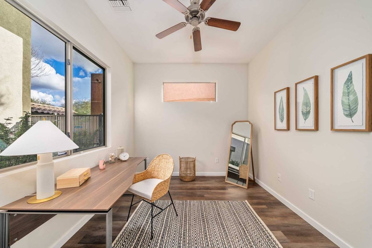 Avilla Marana - Photo 4 of 37