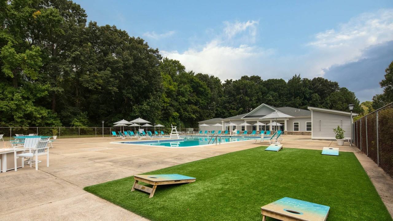 Pines of York - Photo 4 of 40