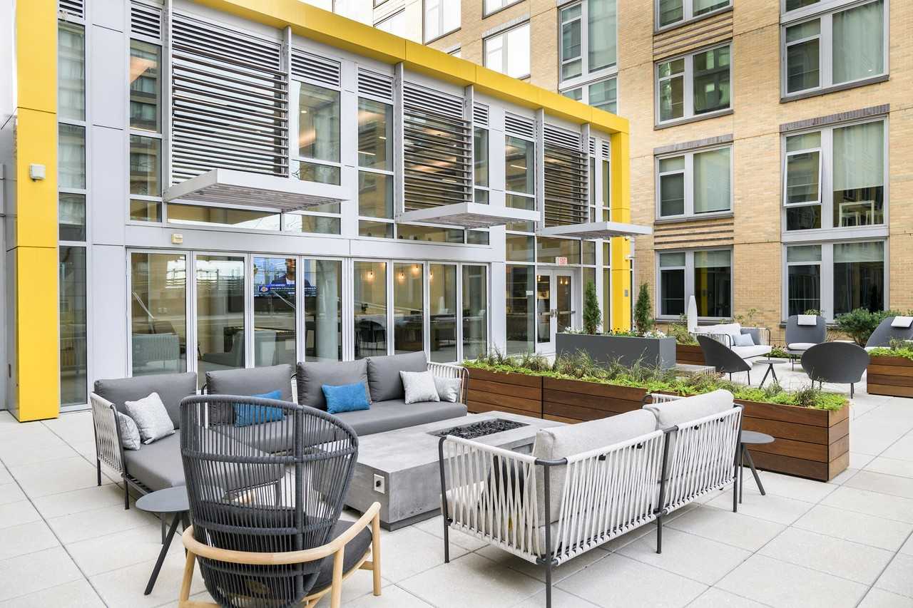 Altaire - Photo 7 of 24