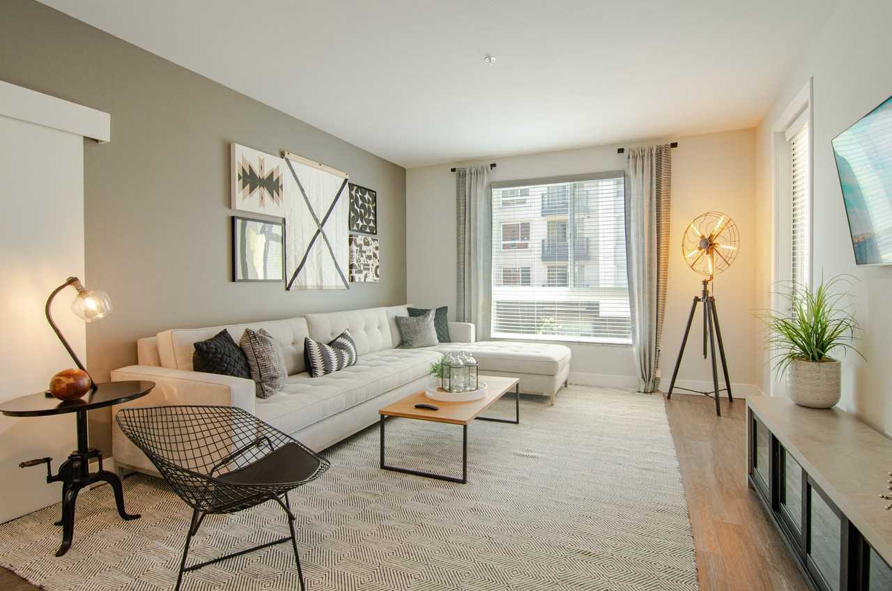 Vive on The Park - Photo 3 of 50