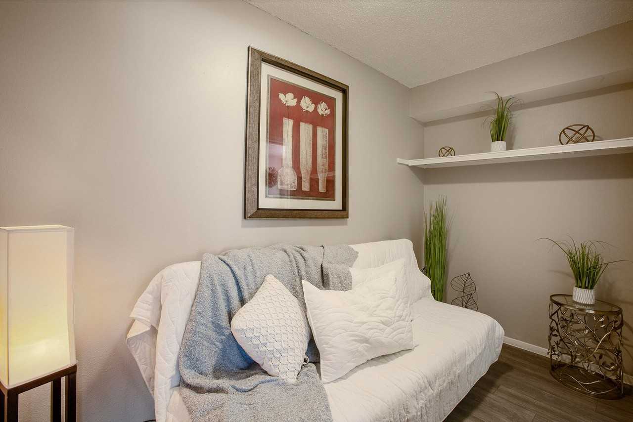 Encanto Lofts Apartments - Photo 5 of 36