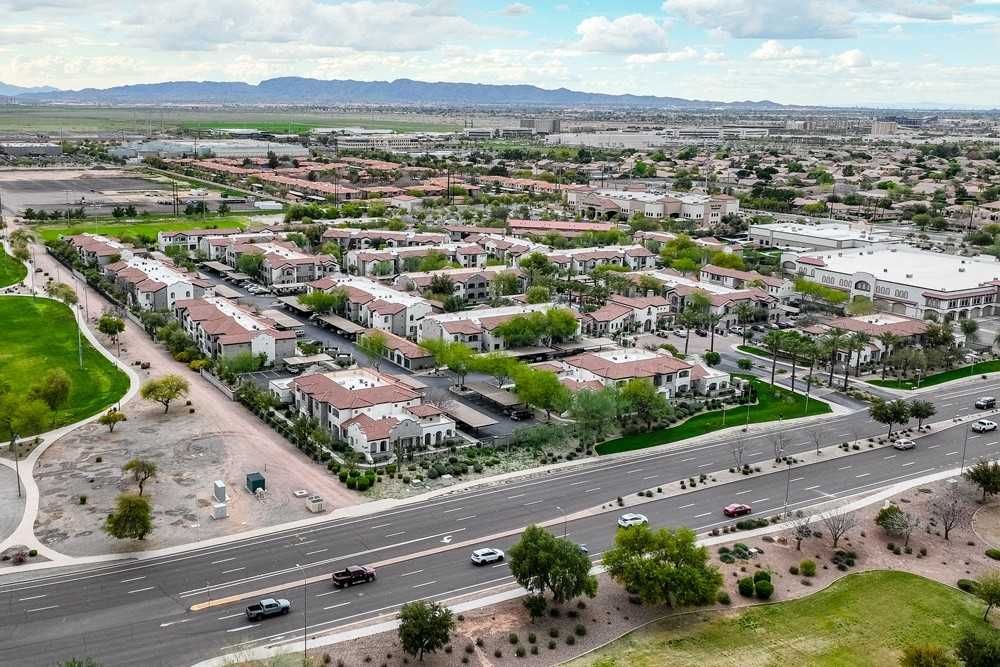 Dobson 2222 - Photo 6 of 50