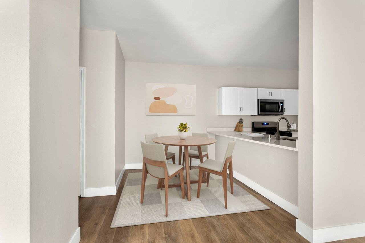 Villas at Towngate - Photo 6 of 27