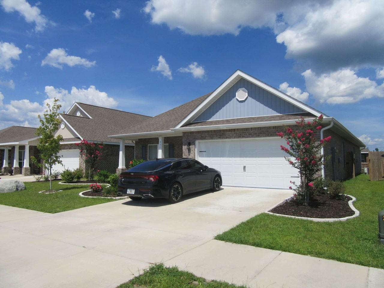 831 Cason Cir - Photo 2 of 30