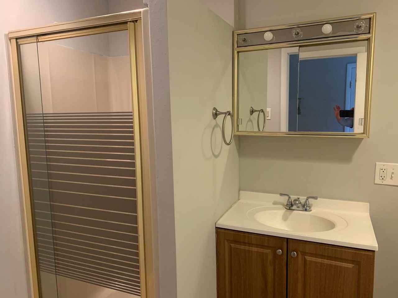 306 Chelsea Rd - Photo 3 of 12