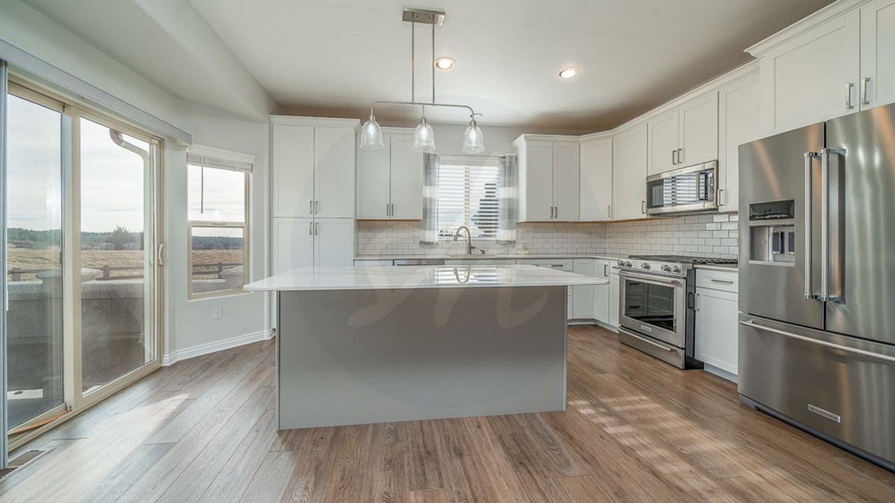 2713 Cinnabar Rd - Photo 2 of 26