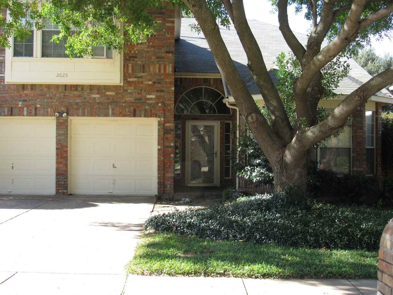 2625 Normandy Dr - Photo 3 of 50