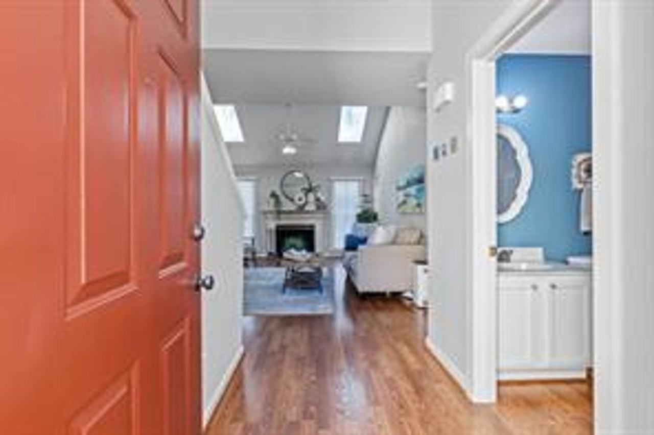 5603 Woods Walk Rd - Photo 5 of 18