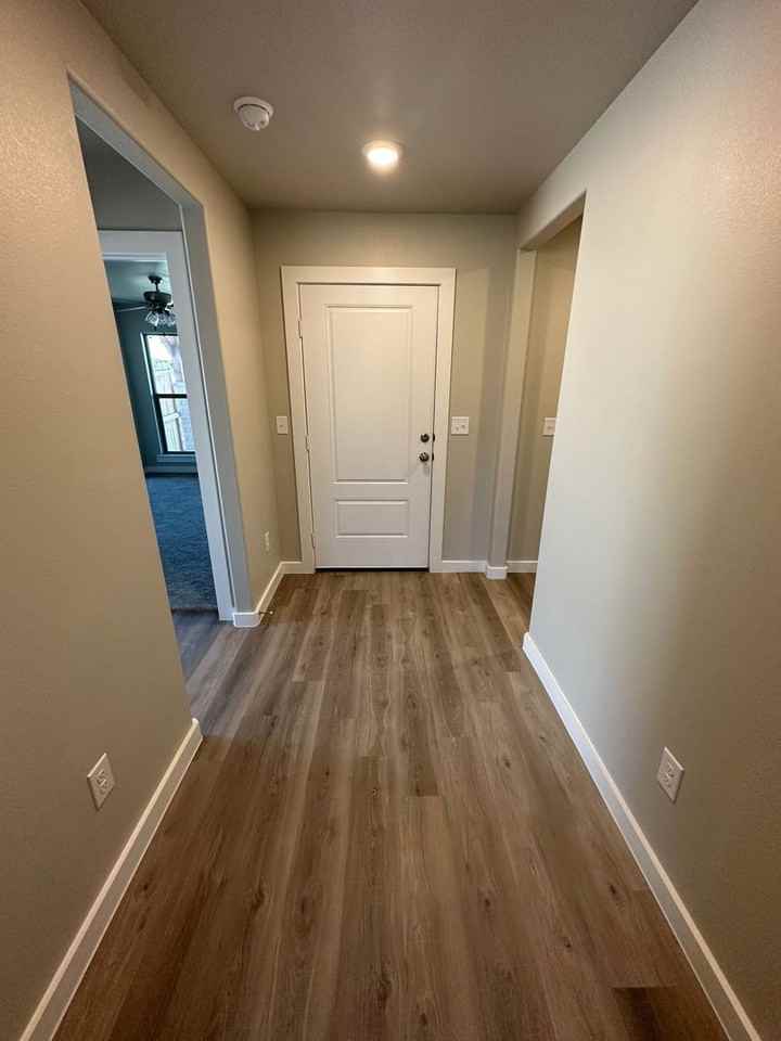 1805 Moon River Rd - Photo 3 of 20