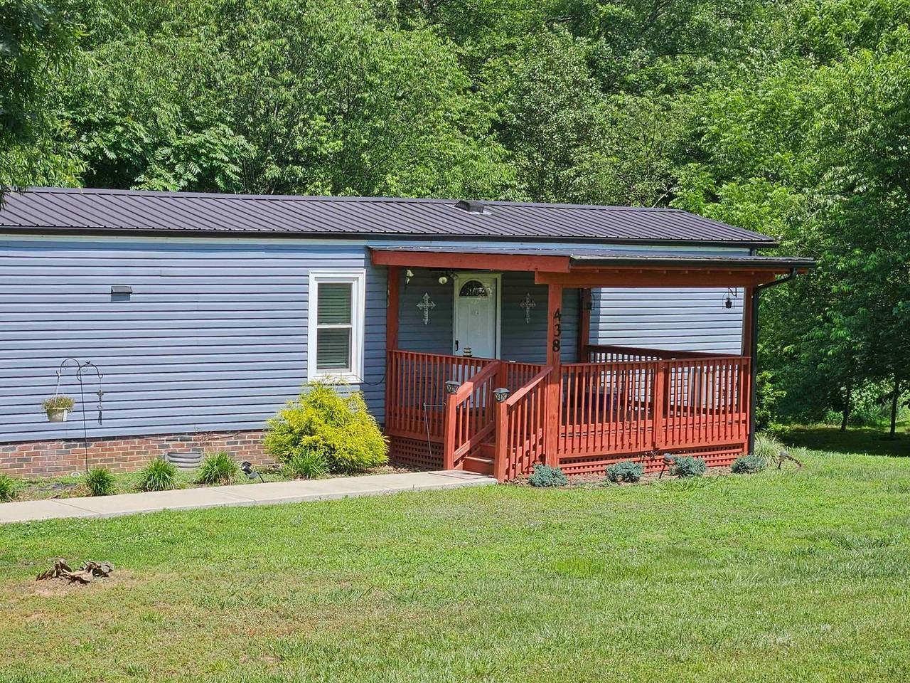 438 Rash Rd - Photo 2 of 25