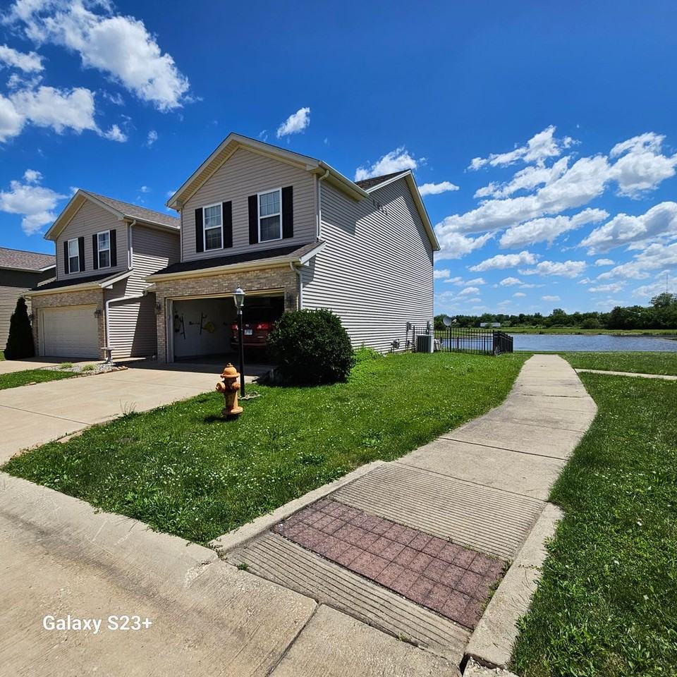 1302 Myrtle Beach Ave - Photo 2 of 23