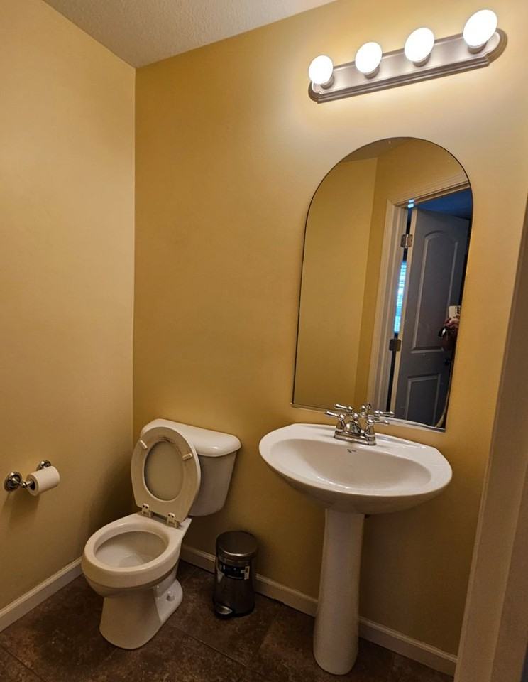 1302 Myrtle Beach Ave - Photo 4 of 23