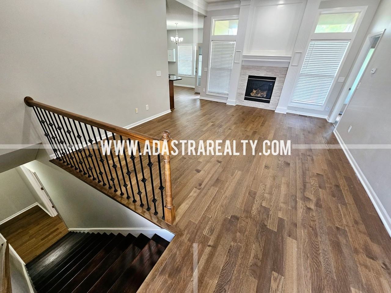 10304 N Lane Ave - Photo 6 of 39