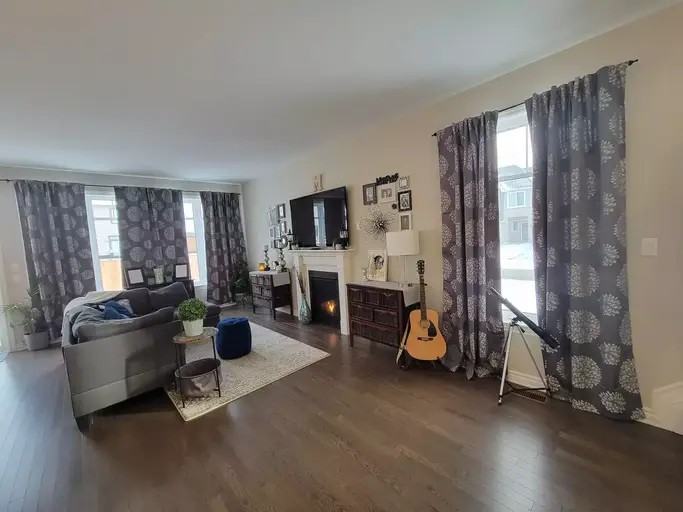 1512 Davenport Cres - Photo 3 of 21