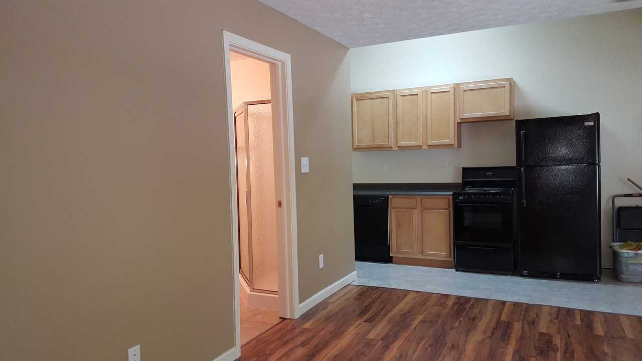 416 North Lincoln Street - Photo 4 of 48