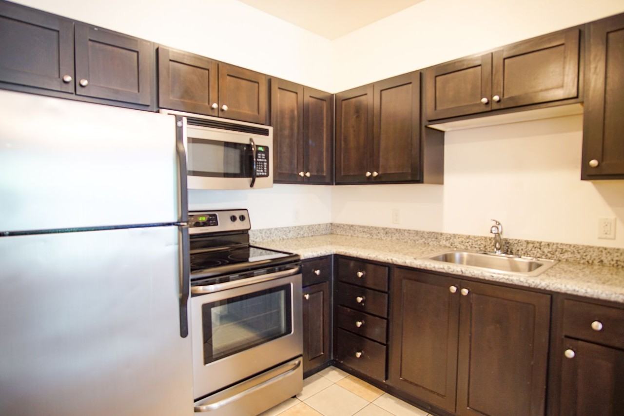 103 S. Meade St - Photo 4 of 50