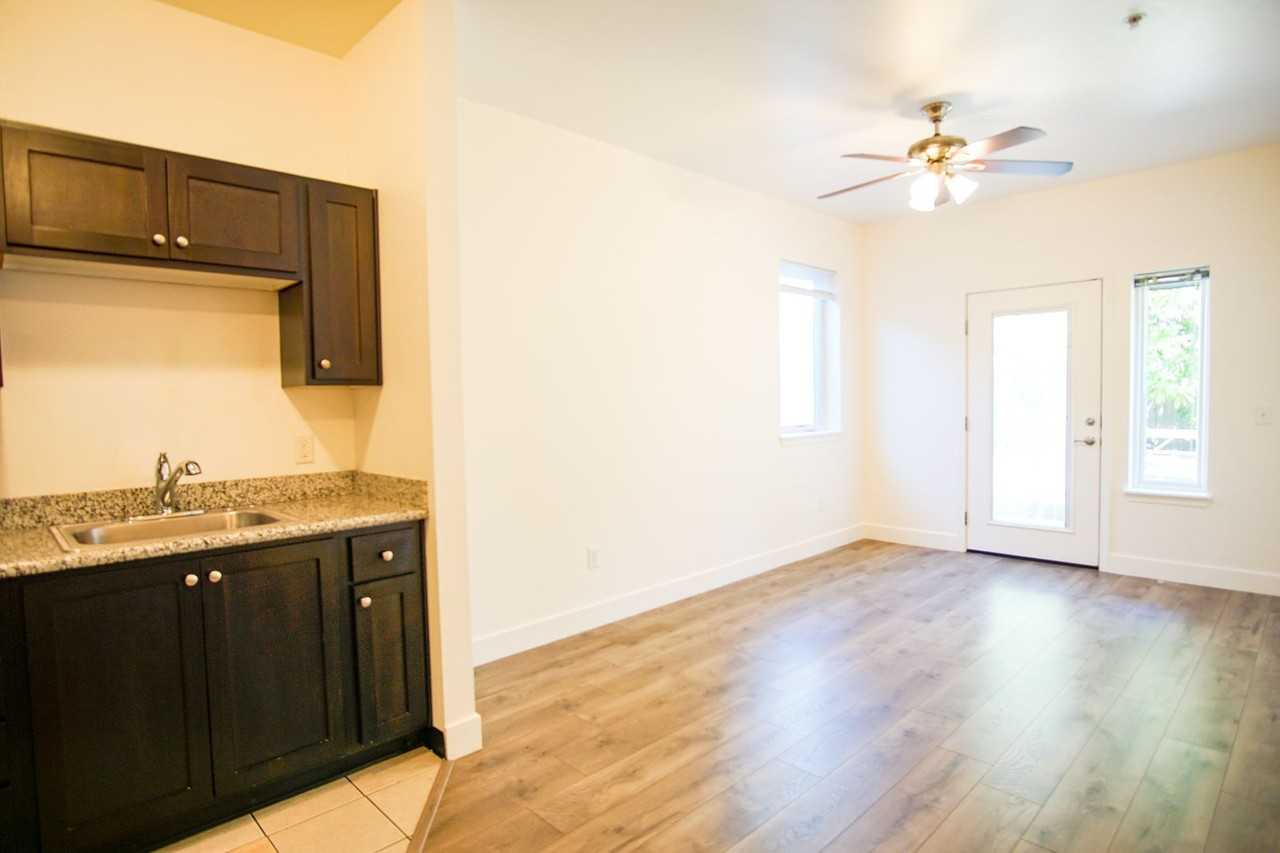 103 S. Meade St - Photo 6 of 50