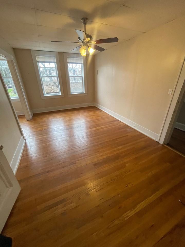 COBB LANE CORNERS - Photo 2 of 7