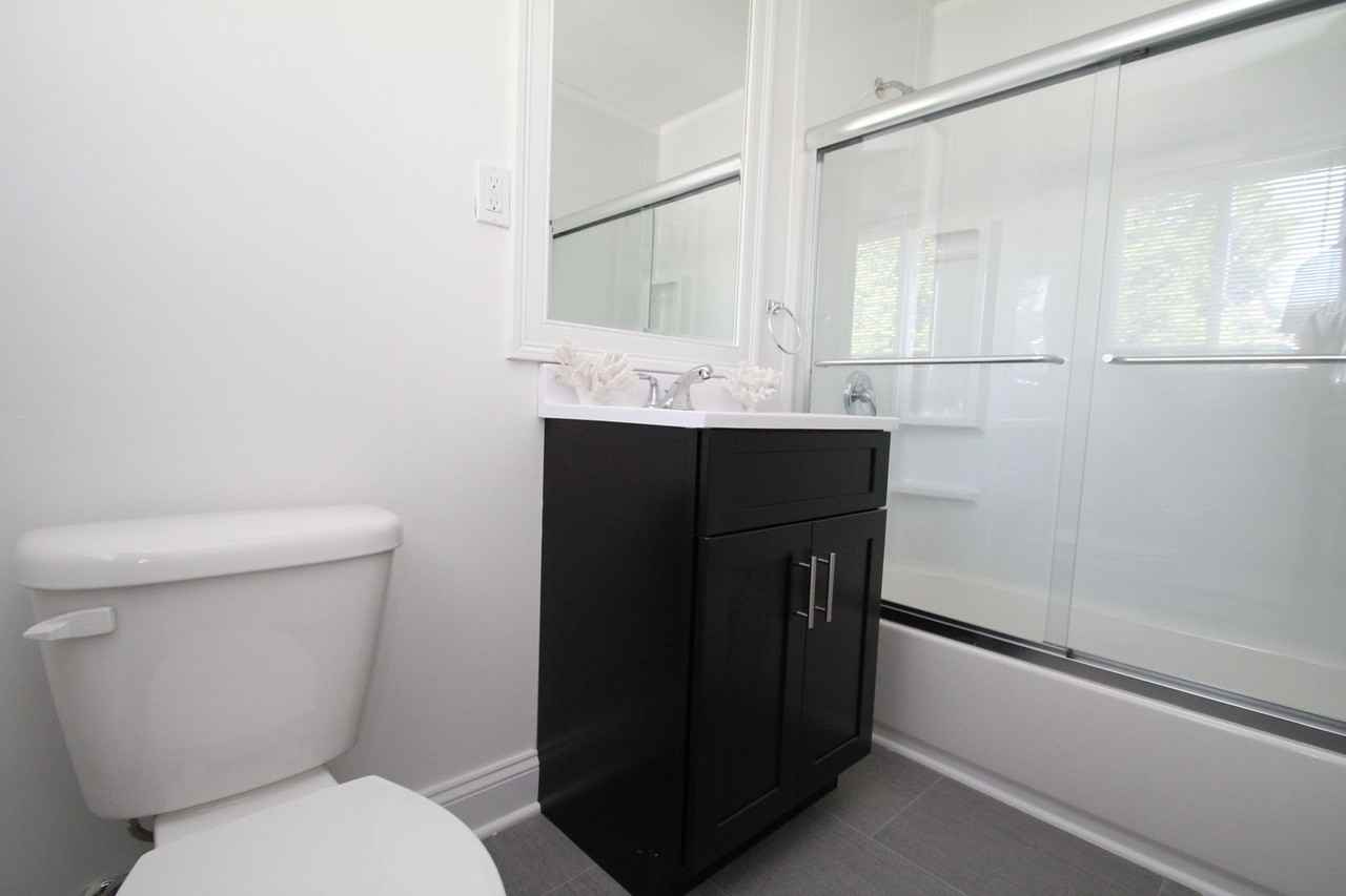 8 Union Ave LLC - Photo 7 of 37