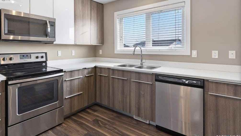 315 Kloppenburg Link Apartments in Evergreen, Saskatoon, SK S7W 0V9