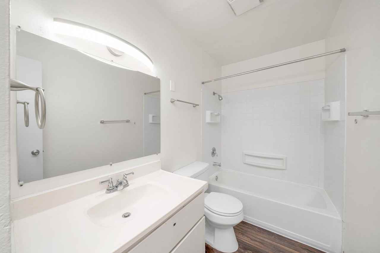 Park Place North Apartments - Photo 4 of 21