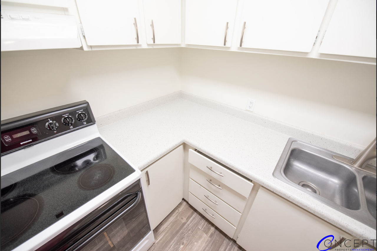 132 2nd Avenue - Photo 4 of 36