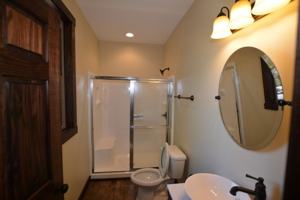 featured image of 416 E 4th St