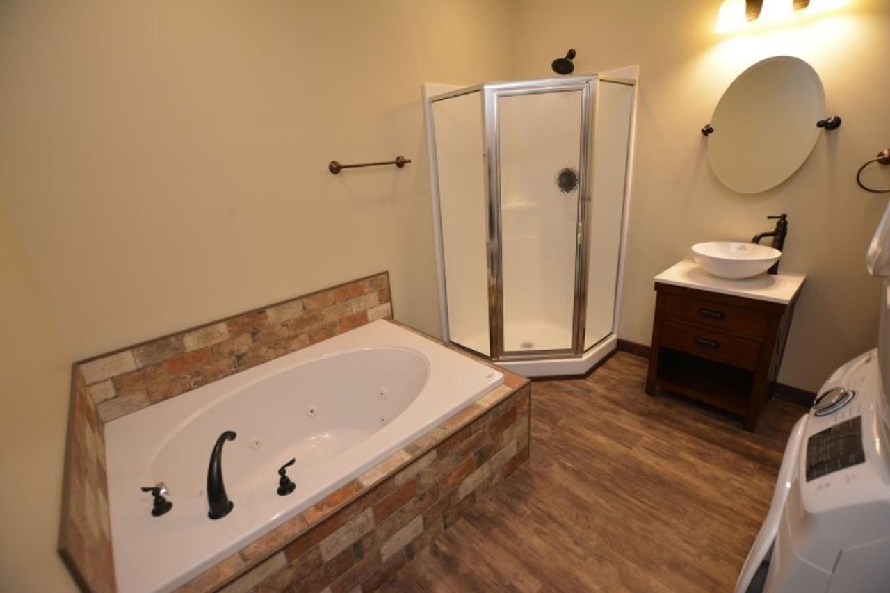 416 E 4th St - Photo 7 of 50