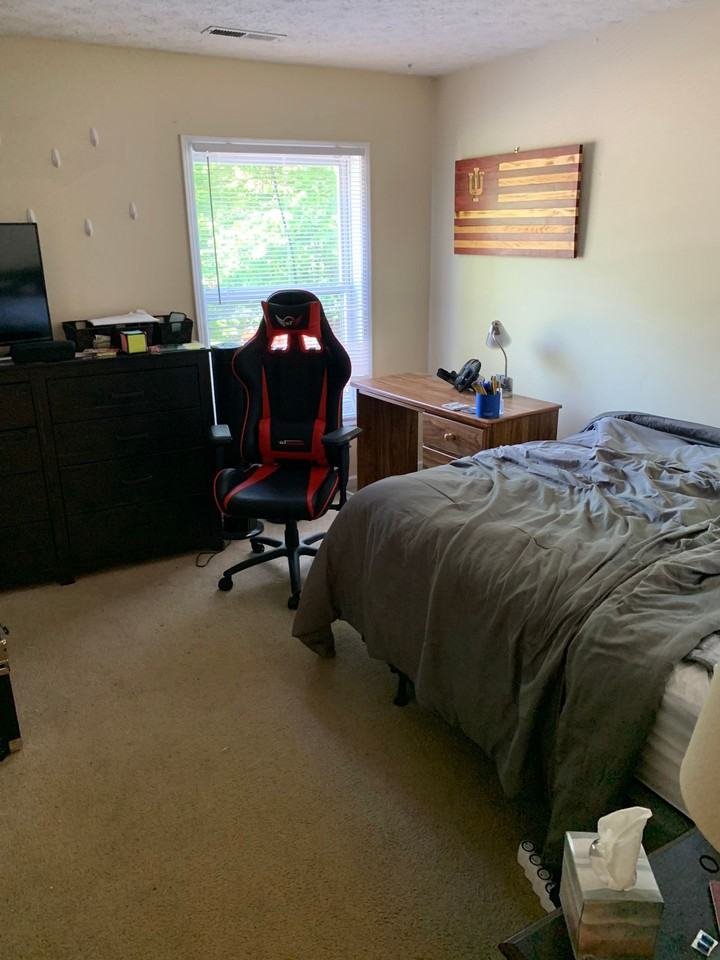 203 East 10th Street - Photo 4 of 50