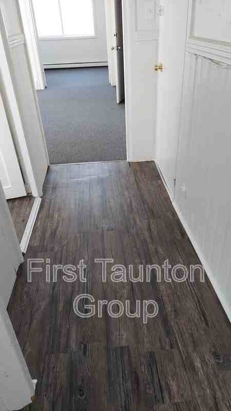 9 Cedar St #2LEFT - Photo 7 of 17