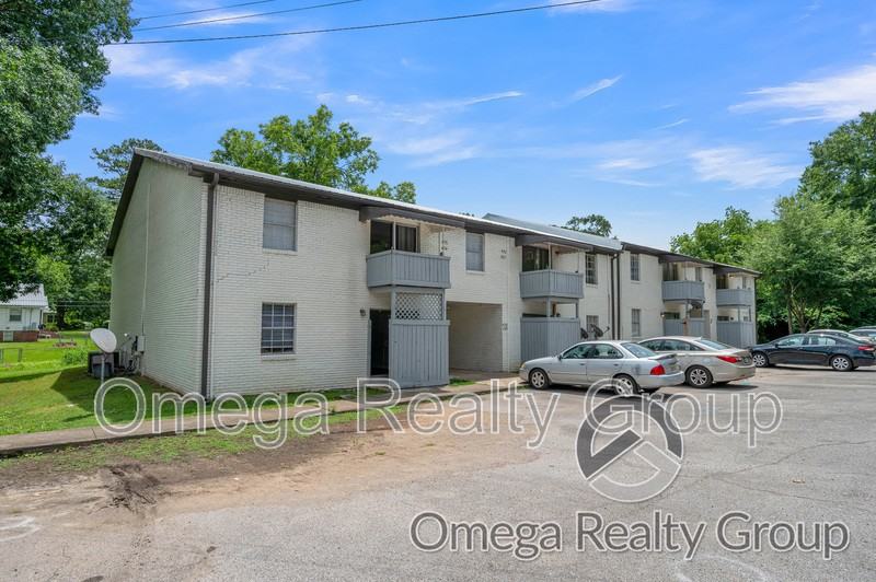 425 Oakwood Ave #426