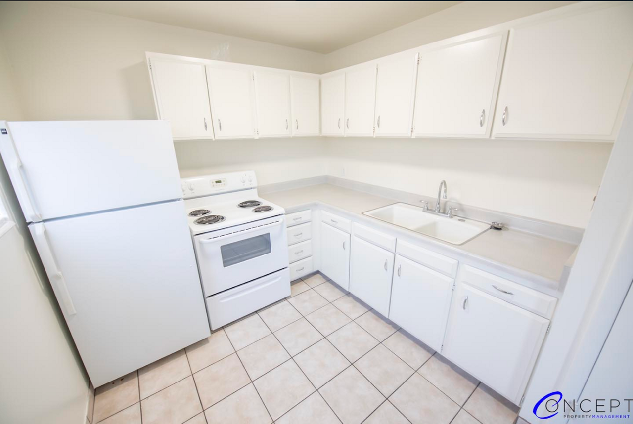 421 East 6th Avenue - Photo 4 of 31