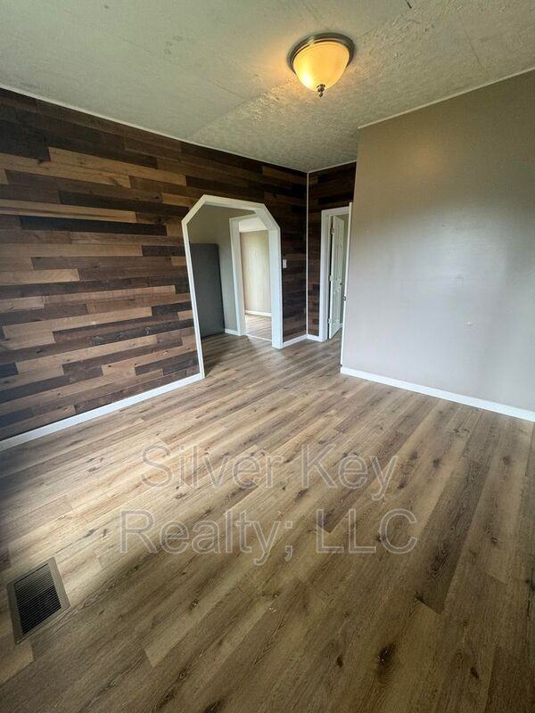 1211 Broad St - Photo 7 of 14