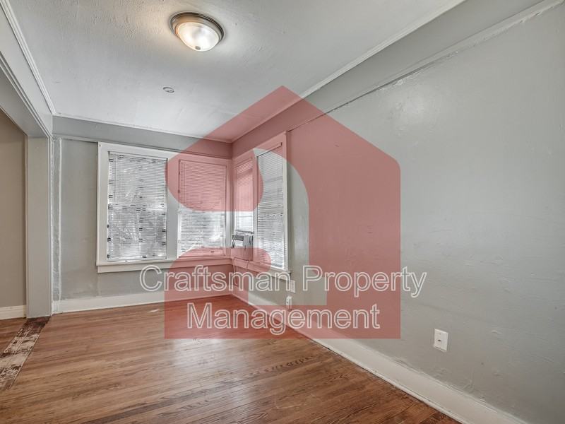 2309 1/2 N Florida Ave #4 - Photo 6 of 28