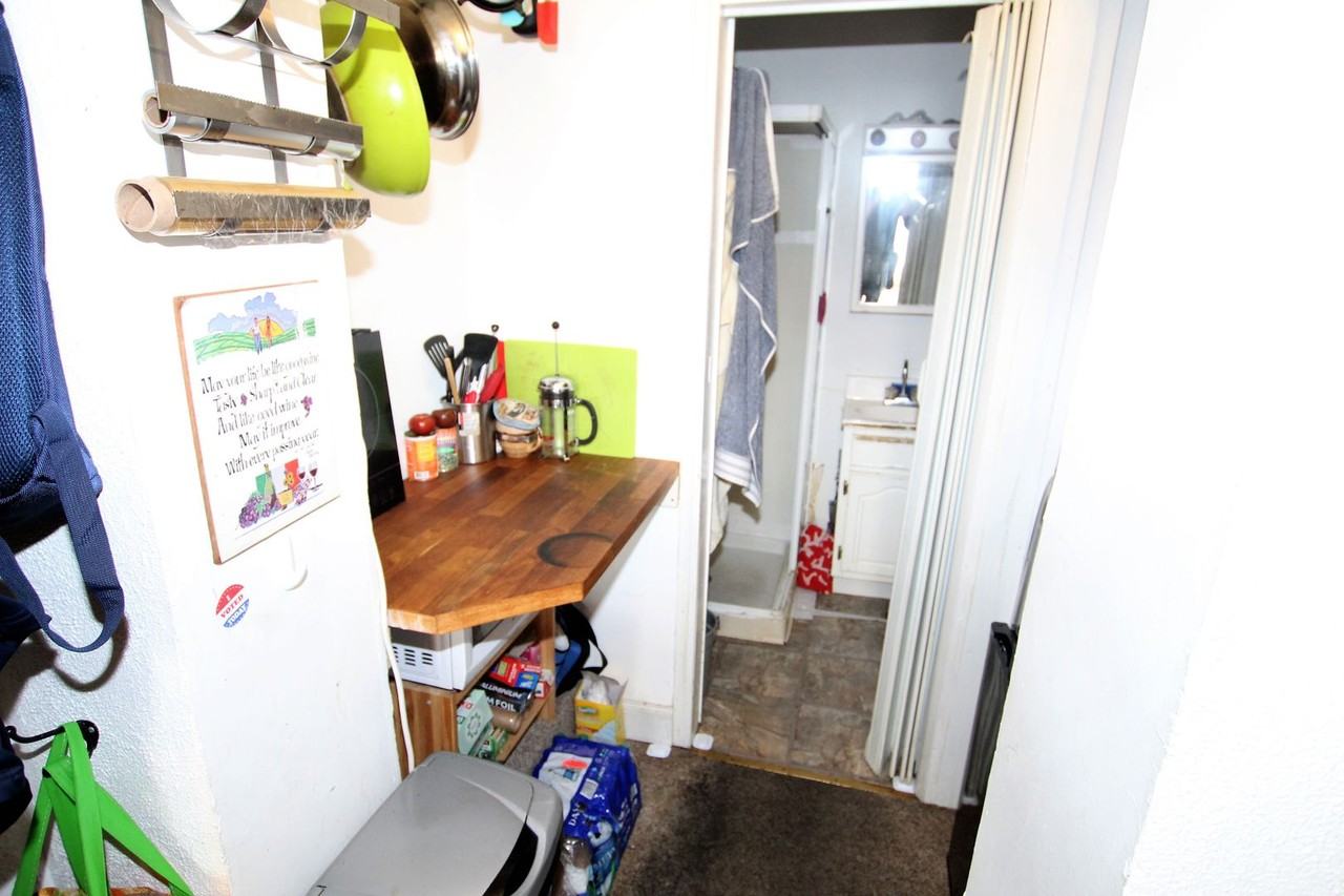 452 E Girard Ave - Photo 3 of 7