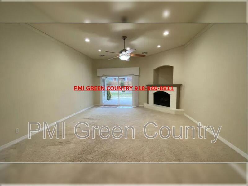 7305 E Indianola St - Photo 6 of 28