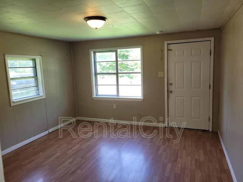 202 3rd Ave - Photo 2 of 9
