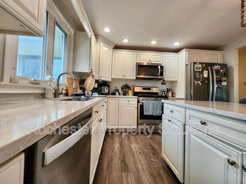 144 Judy Ann Dr - Photo 2 of 31