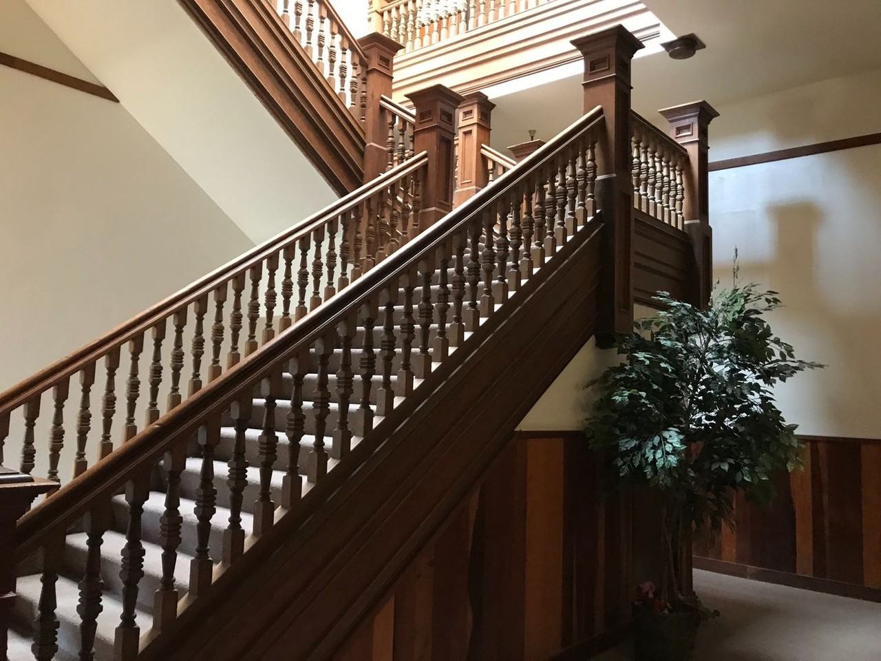 309 E [PRM: Andrew](23) - Photo 4 of 40