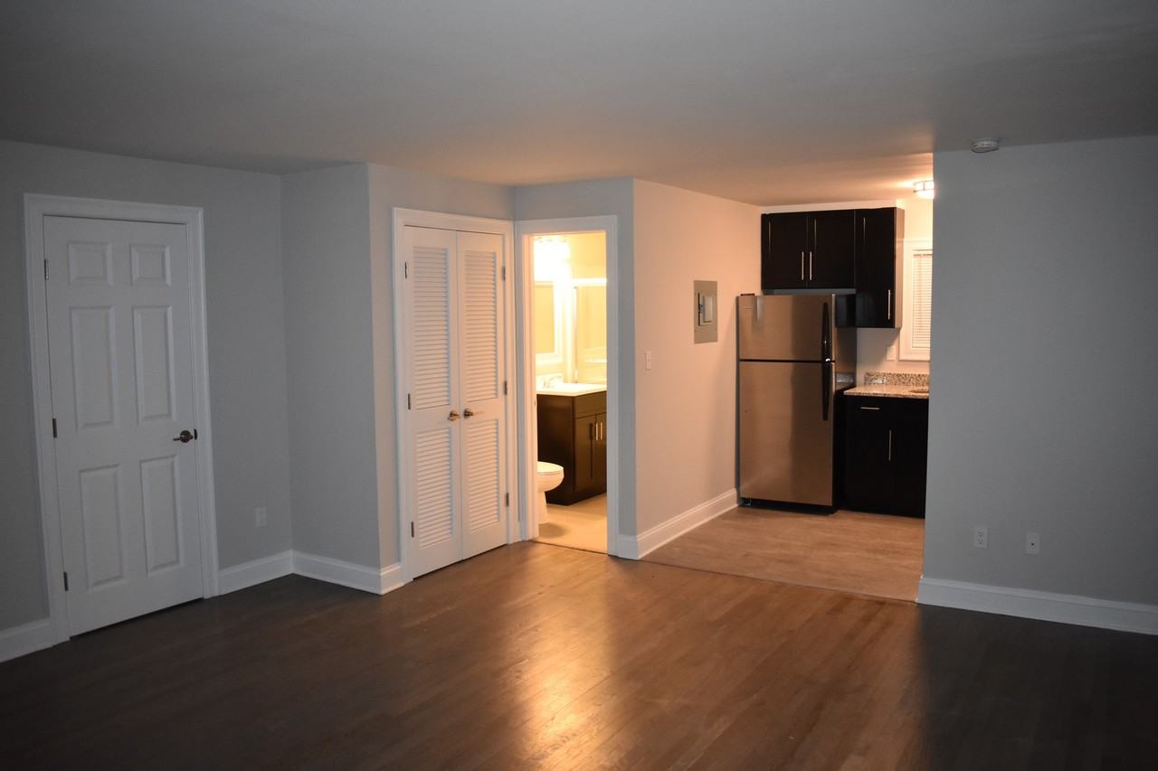 146 West Cedar LLC - Photo 3 of 17