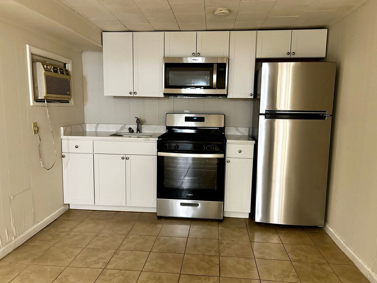 Flats at Charles - Photo 2 of 4