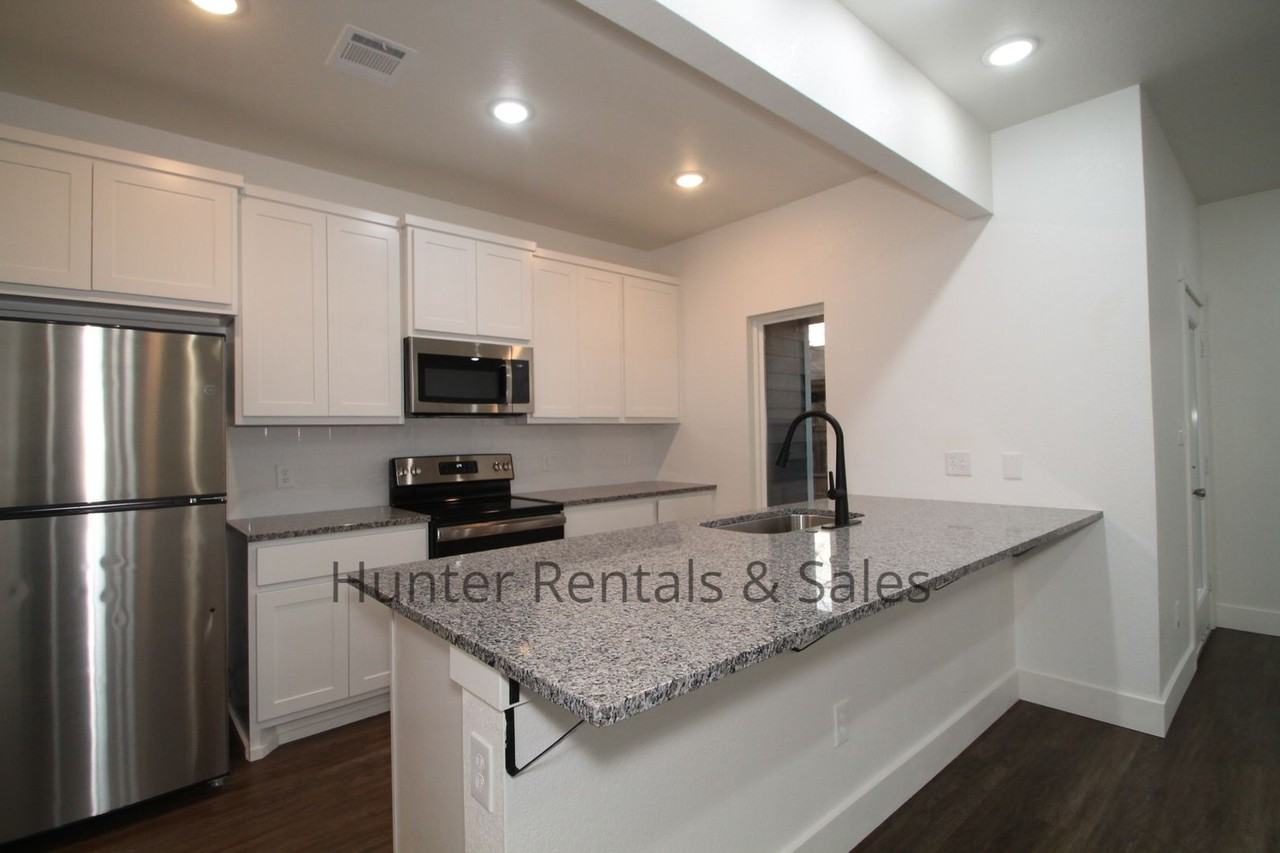 1936 Royal Loop - Photo 7 of 28