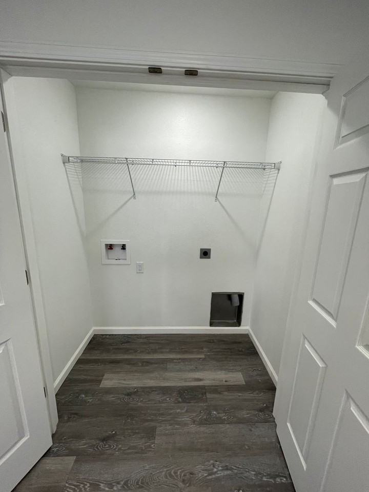 409 Doxey St #2 - Photo 4 of 17