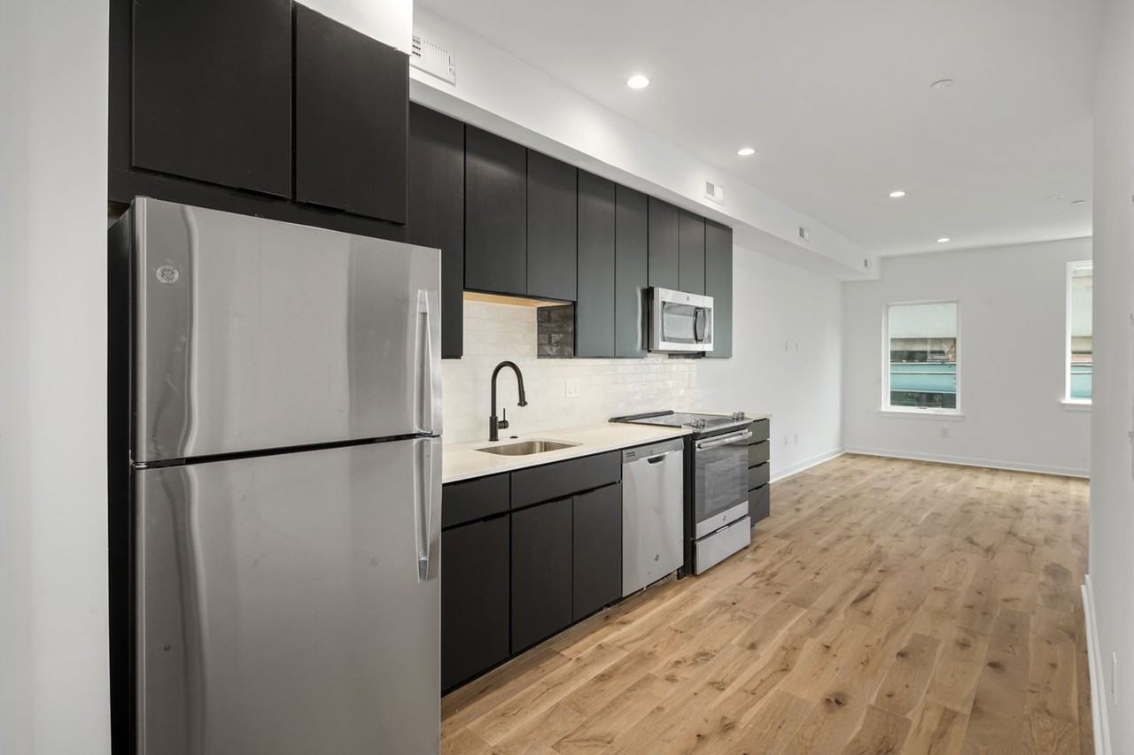 1246 N. Front Street - Photo 3 of 30