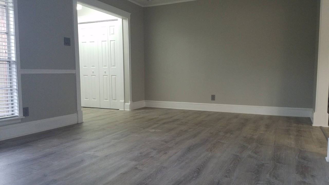 Brook Hollow Blvd 14321 - Photo 2 of 11