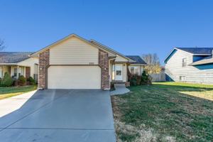featured image of 2225 E Curtis Ct
