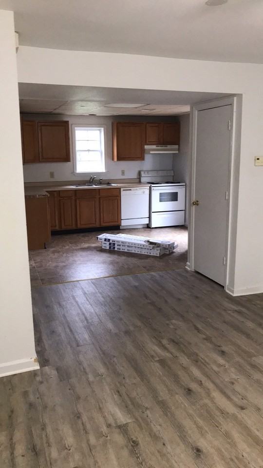 1603 Staples St - Photo 6 of 12