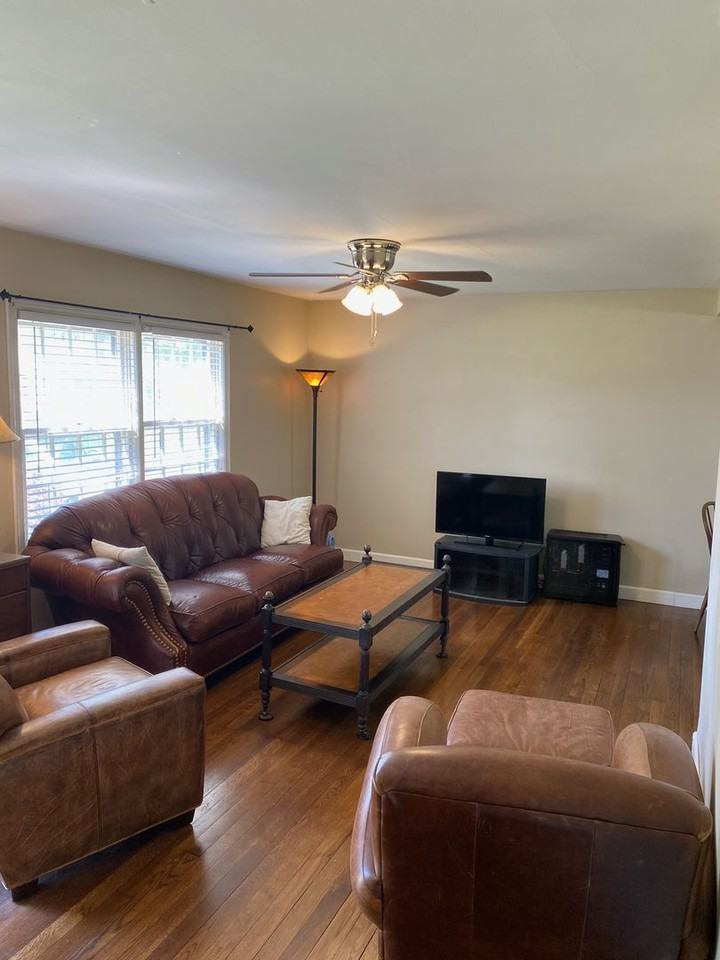 5025 Canterbury Rd - Photo 3 of 18